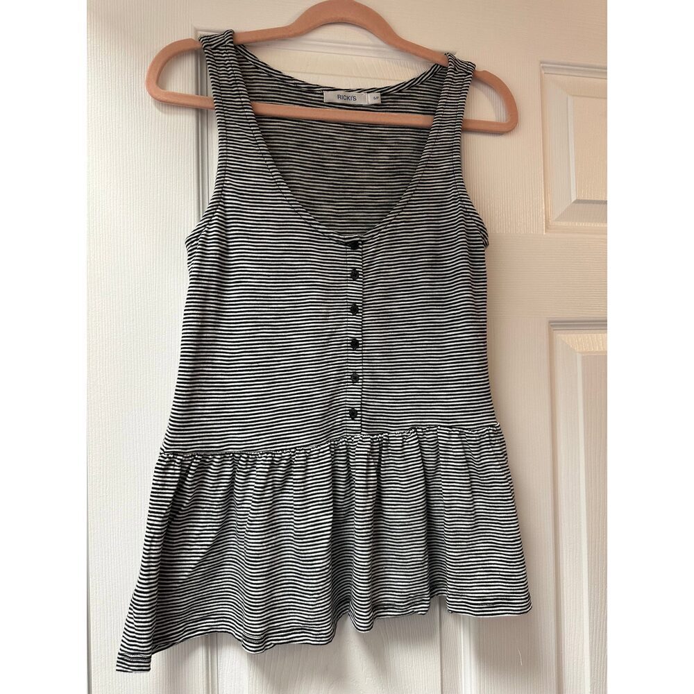Ricki’s Stripe Tank Sz Small